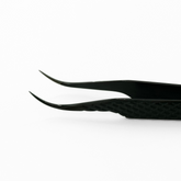 ELLEEBANA ELLEE-FLOW - CURVED TWEEZER